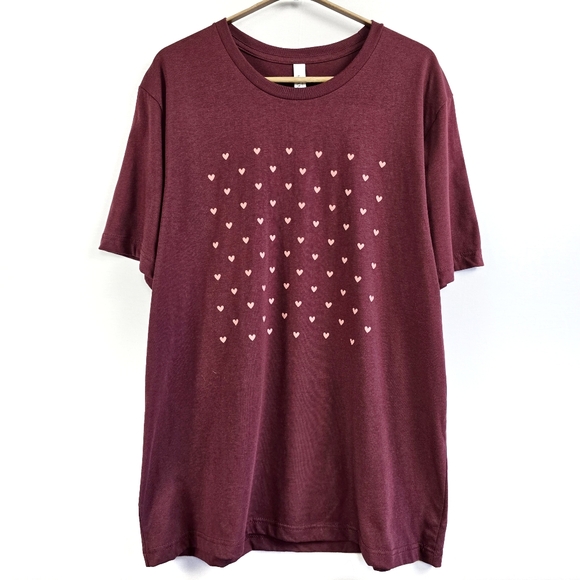 Heart Print  Graphic Tee Shirt Short Sleeve Boutique Size XL NWT - Picture 1 of 10